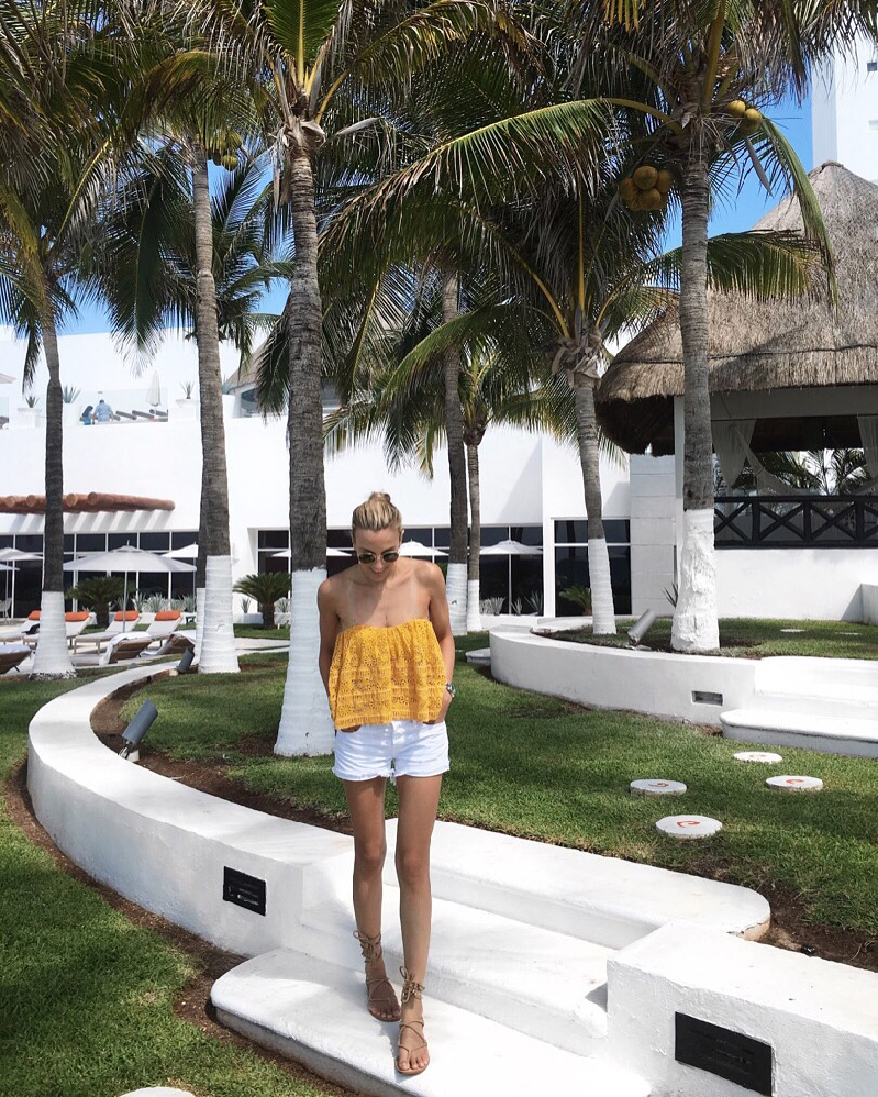 Yellow, Summer, Beach Vacation, Mexico, Travel Blogger, Cancun