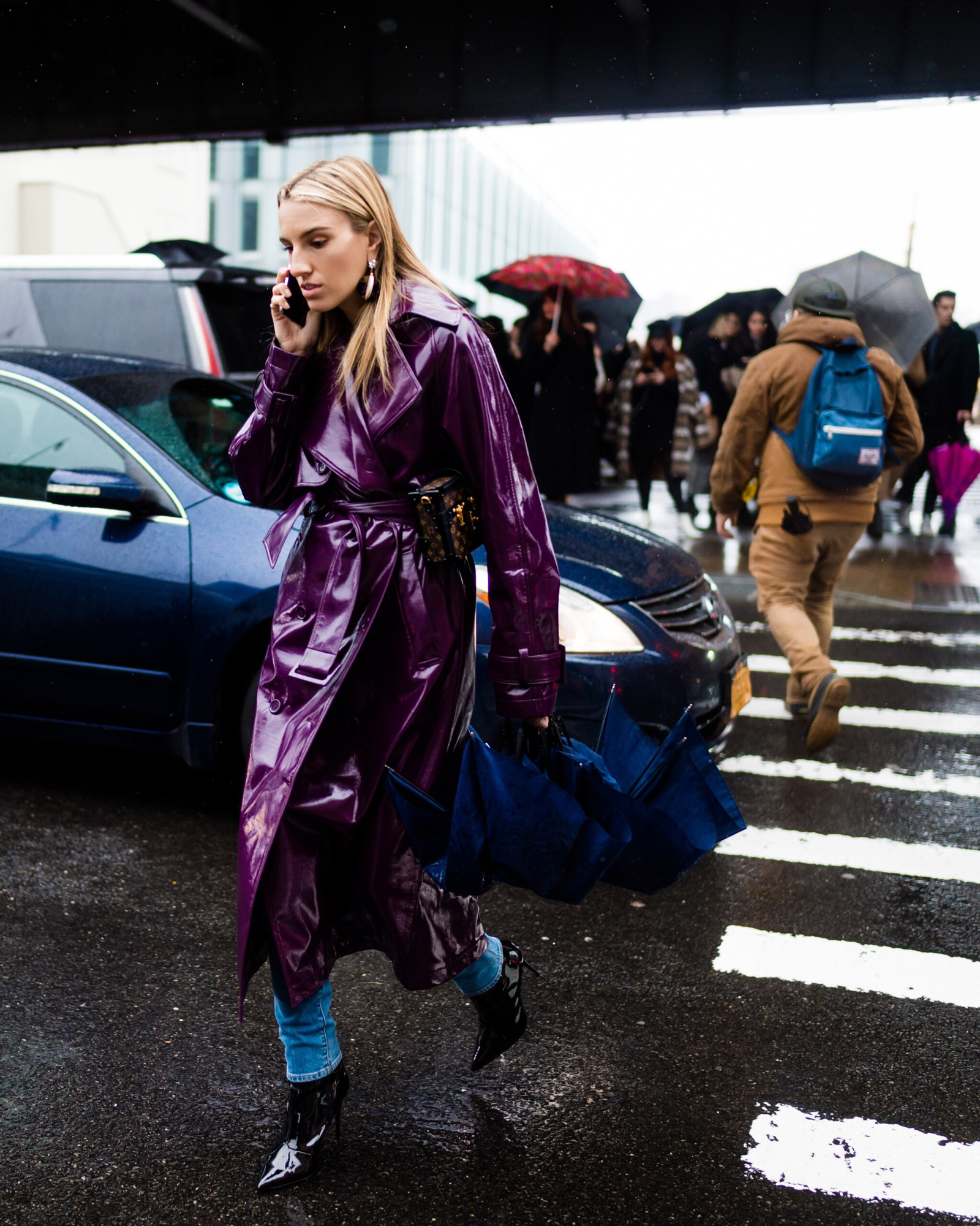 NYFW Fall 2018, Tibi show, Purple vinyl trench, Trends, How to wear a trench coat